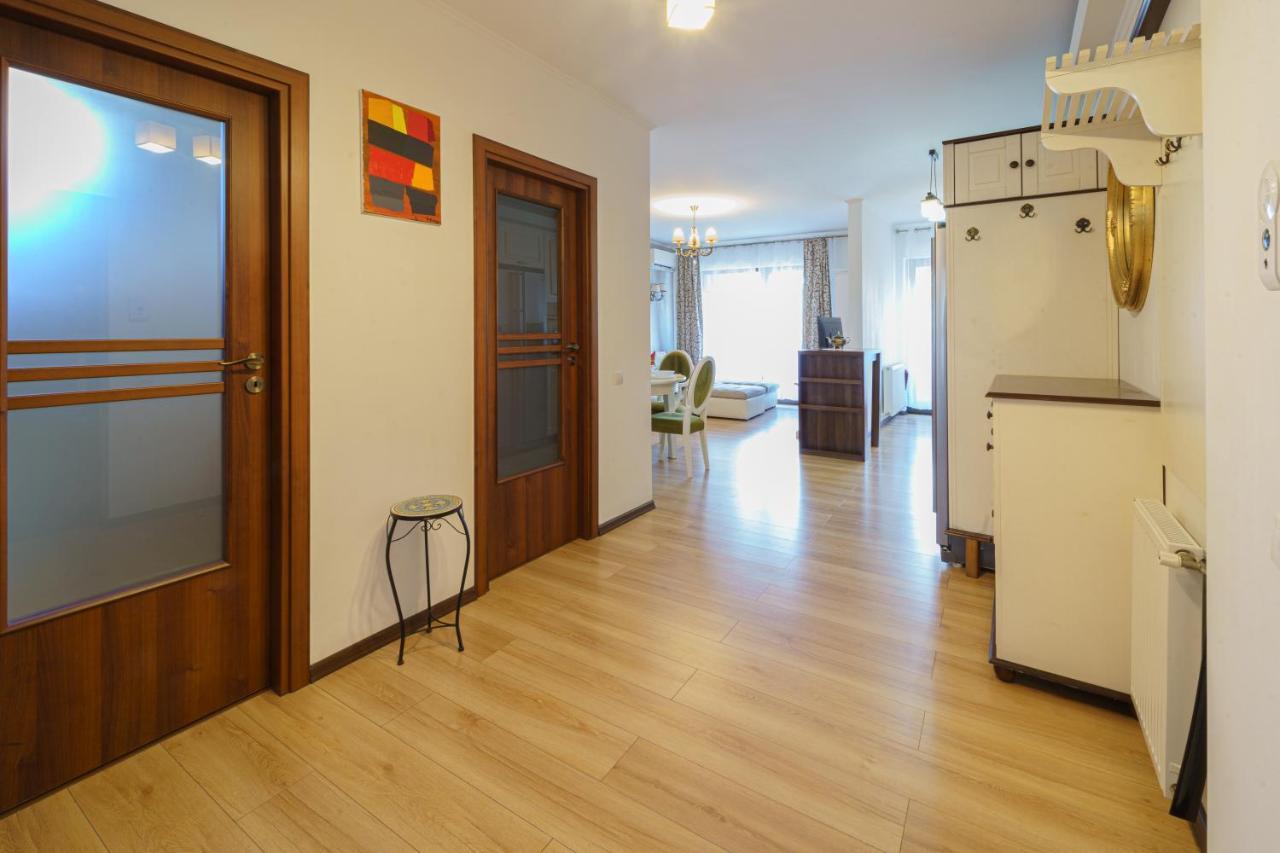 5* Mansion In City Center Cluj-Napoca Luaran gambar