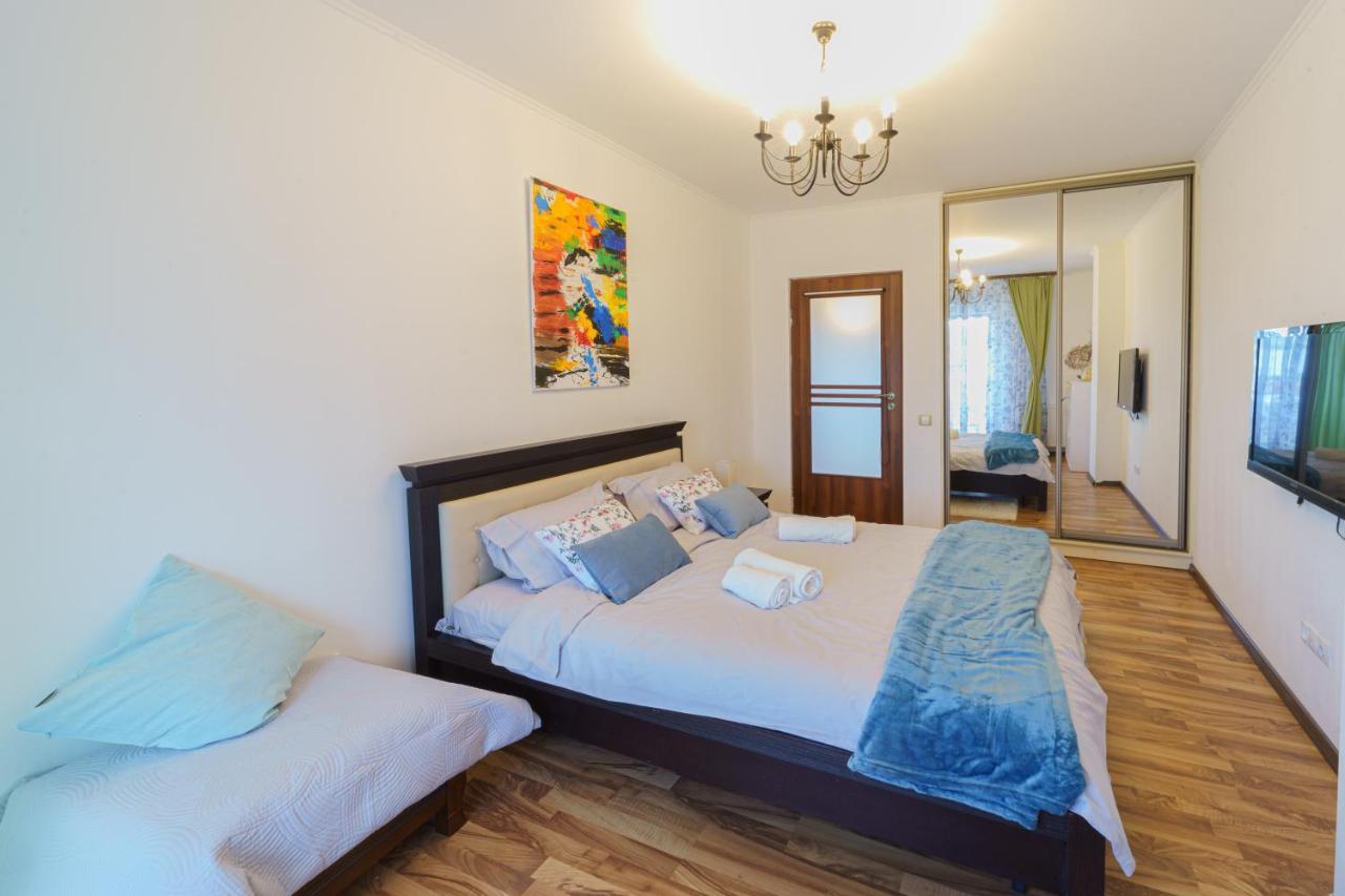 5* Mansion In City Center Cluj-Napoca Luaran gambar